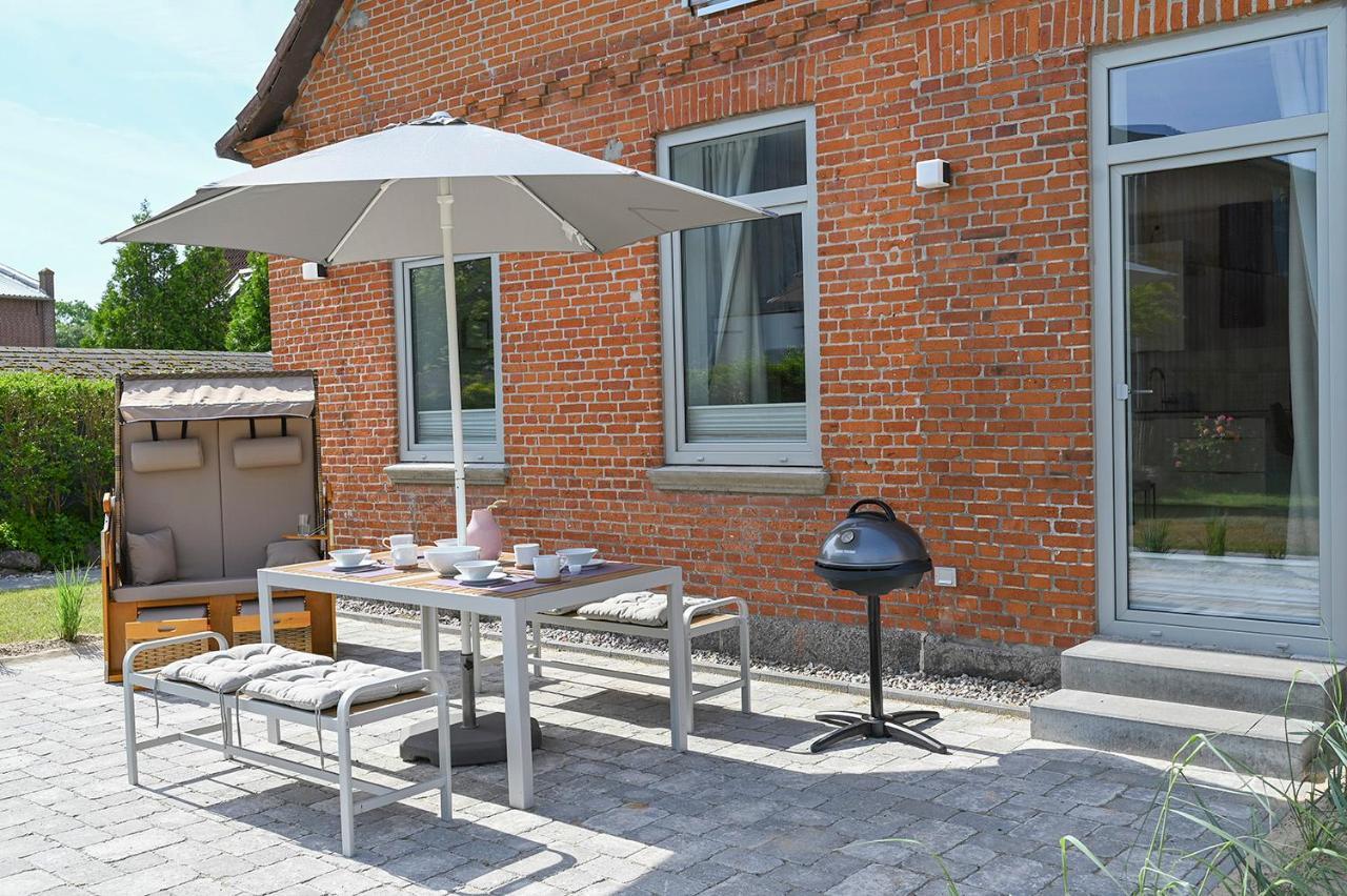 Op'N Diek Fehmarn Exterior photo